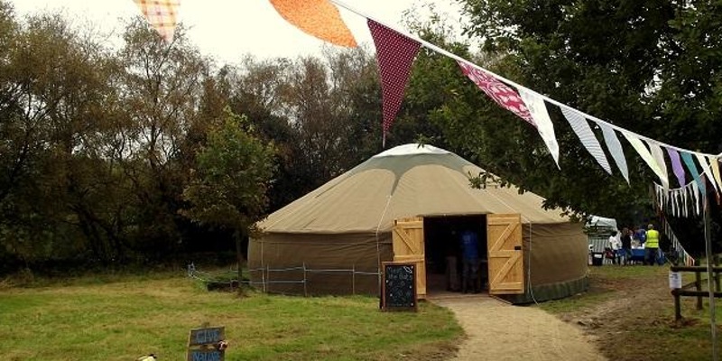 commbes valley yurt